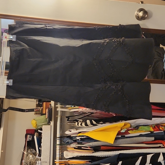 EXPO NEW YORK SKIRT - Picture 4 of 6